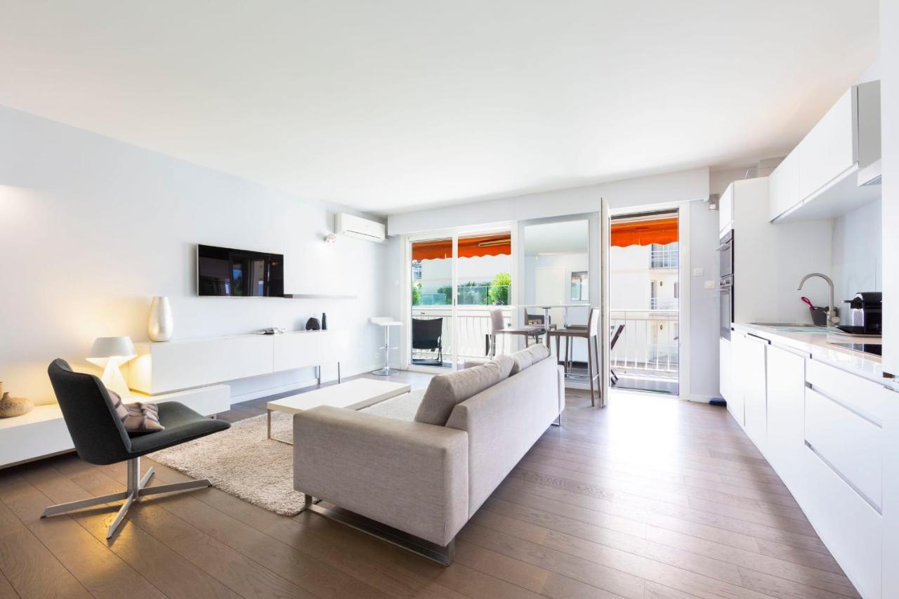 Modern Apartment 2 Bedrooms Quiet Terrace In A Palm Beach Area, 30 Meters From Seaside Cannes Exterior photo